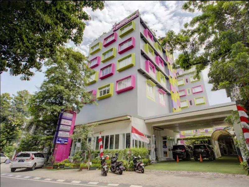 Hotel O Gambir Near Juanda Station Formerly Bunga Dahlia Dżakarta Zewnętrze zdjęcie